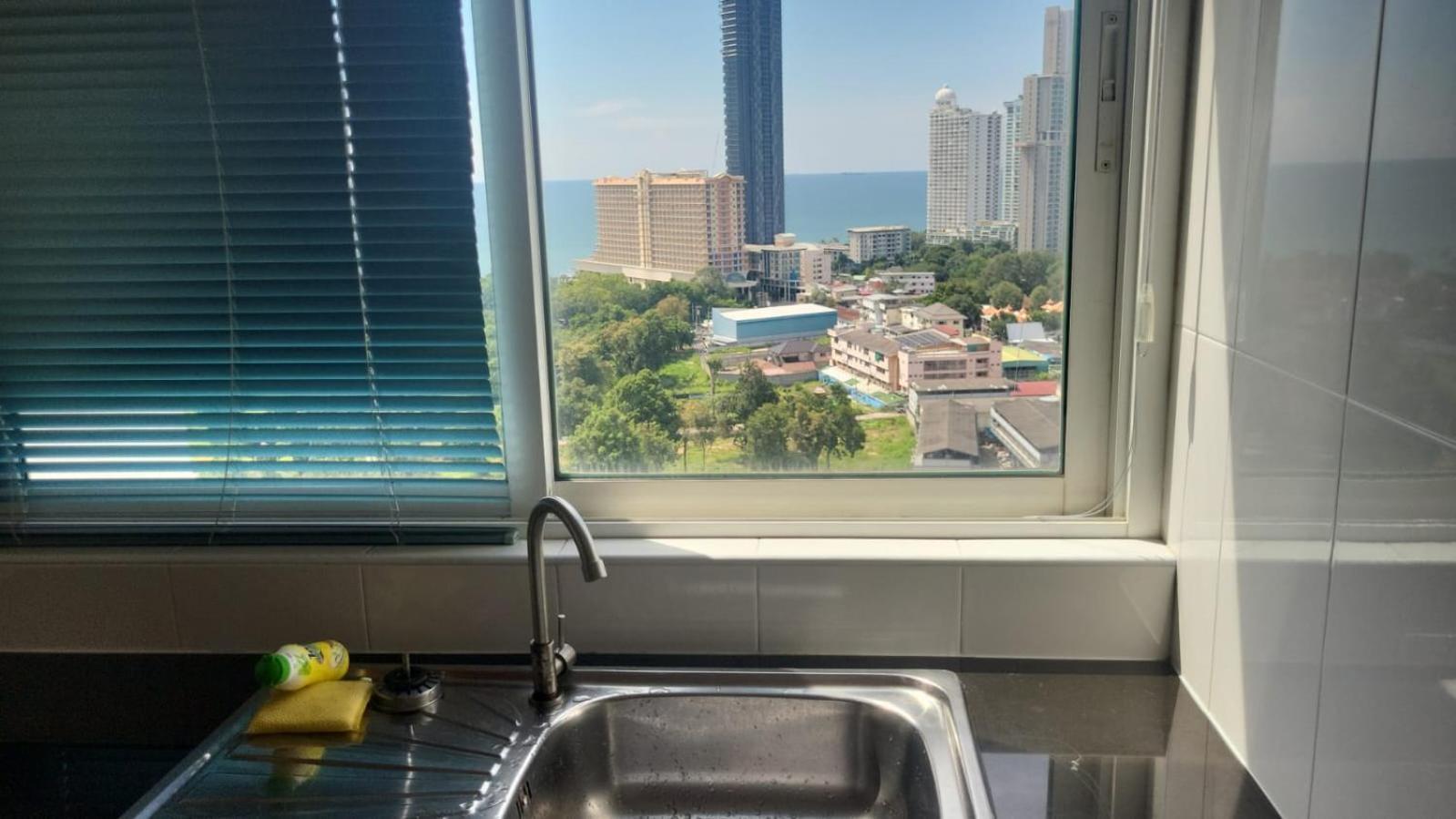 Hyatt Beachfront Escape Apartment *