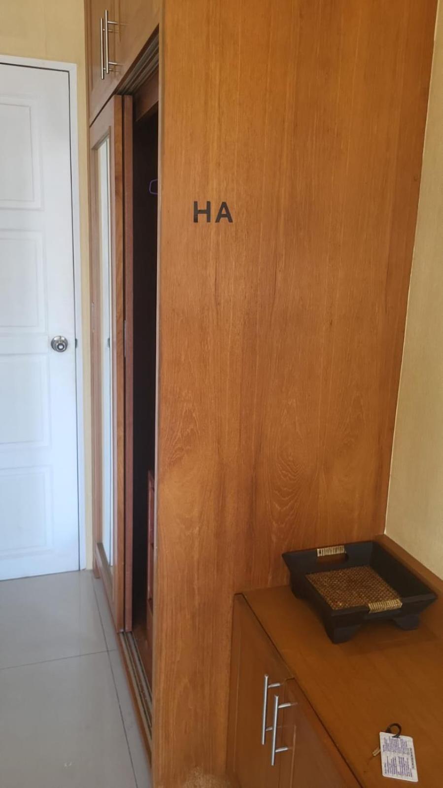 Hyatt Beachfront Escape Apartment *